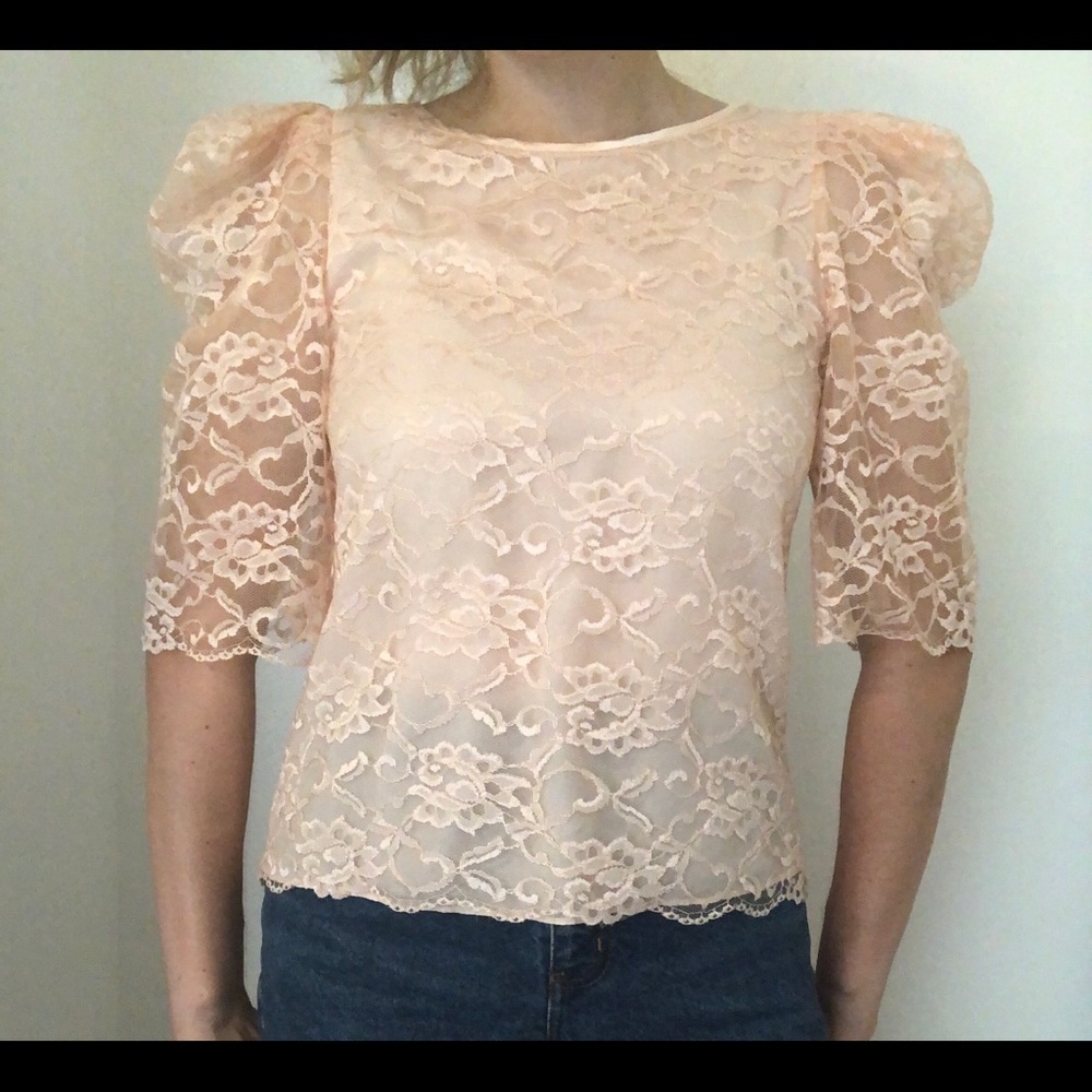 Light Pink Lace Dramatic Puff Sleeve Top Vintage